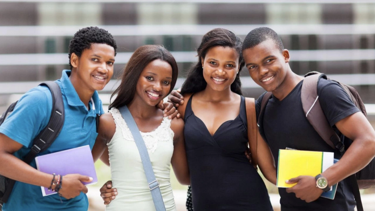 What is it with the Hipinion forum and why is it so exclusive?